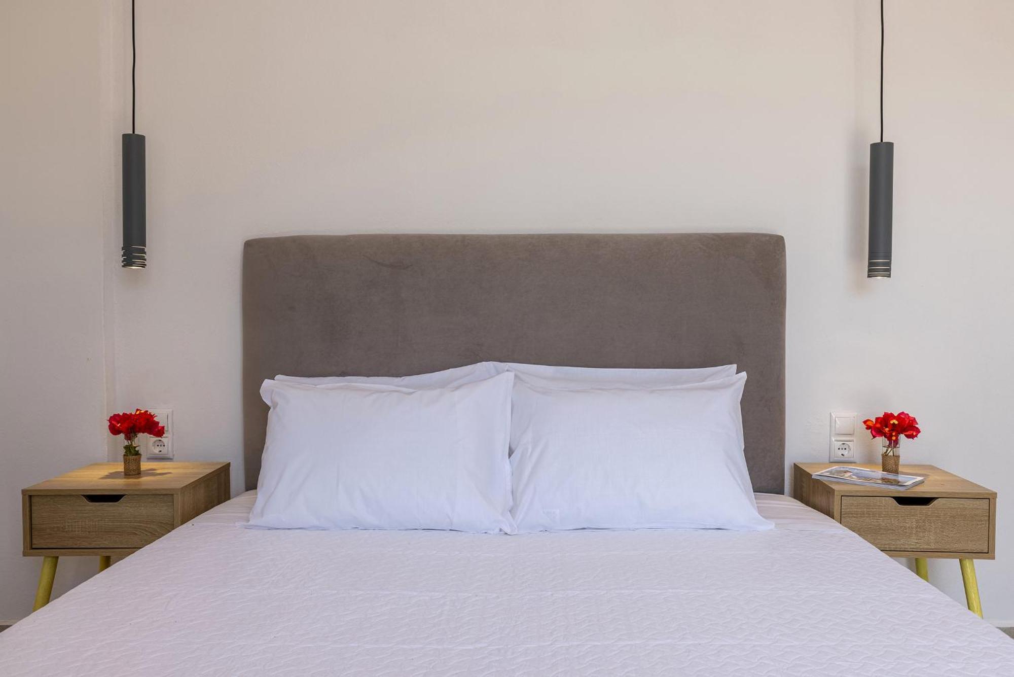 Chrysonisos Suites With Sunset & Seaviews Near 金尼昂 外观 照片